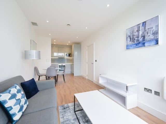 House for rent in London Borough of Ealing, Perivale