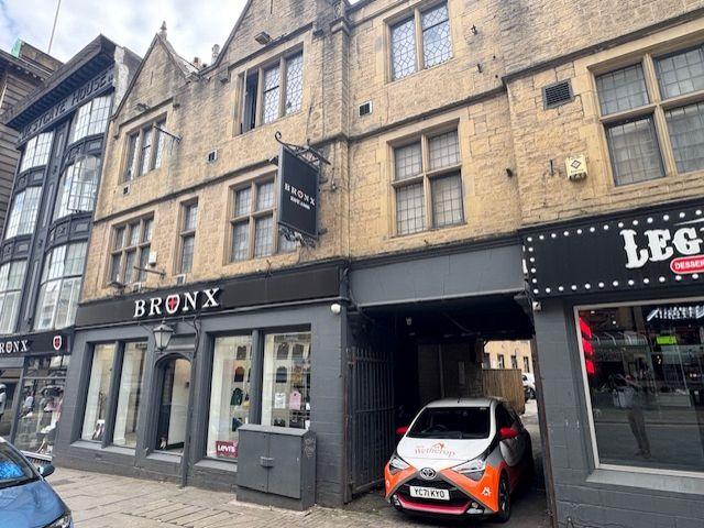 Studio for rent in Highfields, Huddersfield