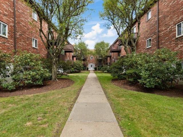 Condo for sale in West Roxbury, Boston