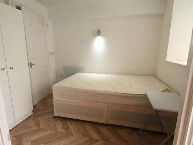 Studio for rent in Arthur's Hill, Tyne And Wear