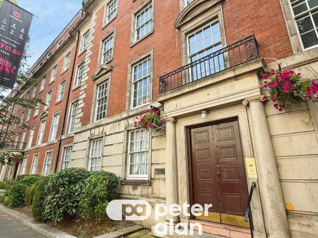 Apartment for rent in Castle Quarter, Falcon Lodge