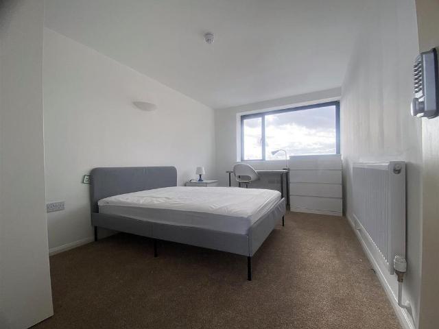 House for rent in Kings Barton, Gloucester