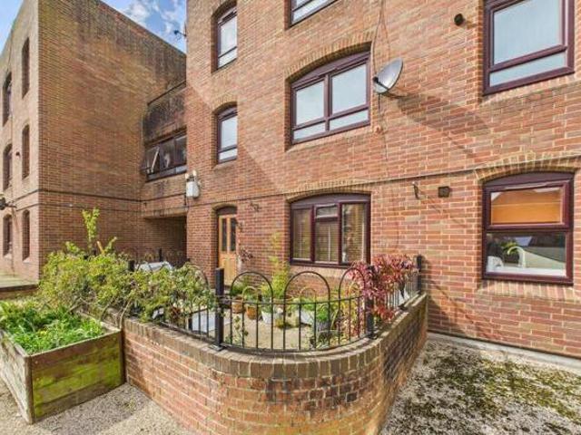 House for sale in Kings Barton, Gloucester