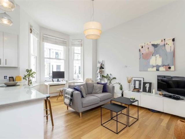 Apartment for rent in The Boltons, Greater London