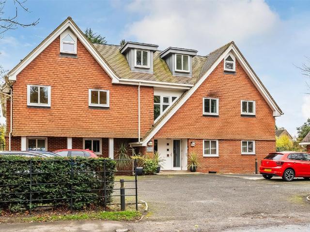 Apartment for rent in Hillview, Surrey