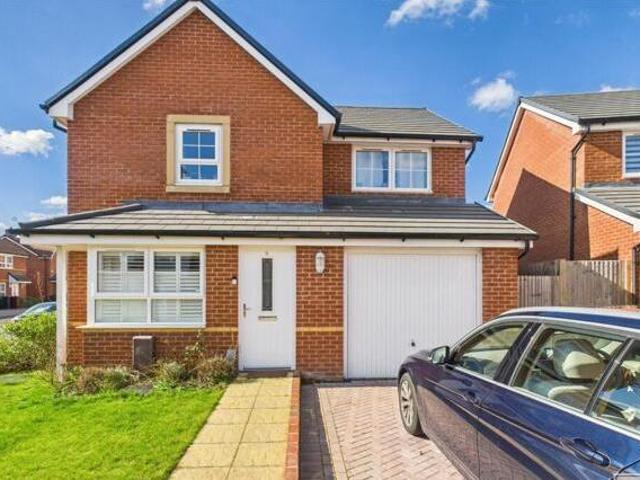 House for sale in Littlecote, West Sussex