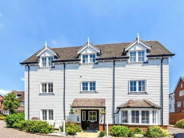 House for sale in Littlecote, West Sussex