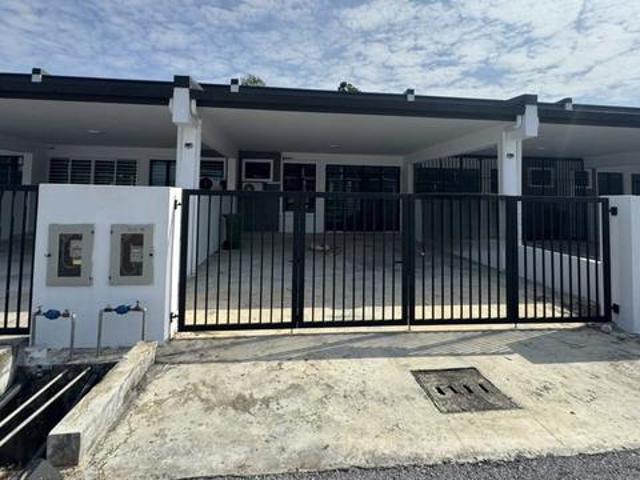 Terraced House for rent in Kuching