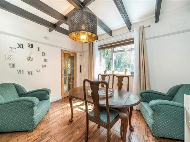 House for rent in Well Hall, Cat Hill