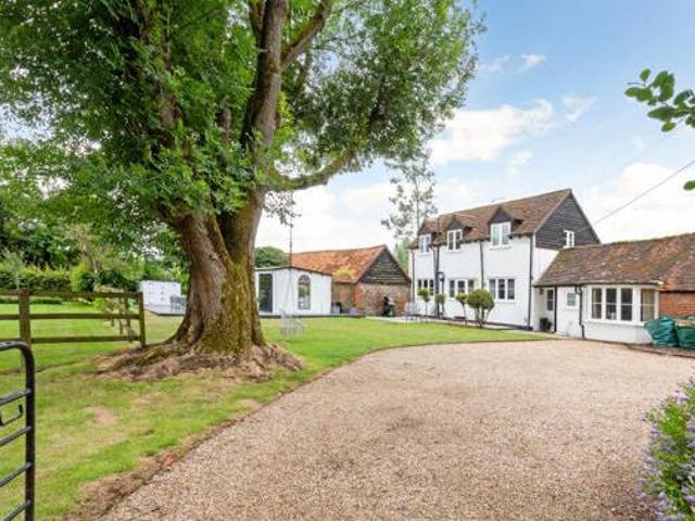 House for sale in Lunnon, Buckinghamshire