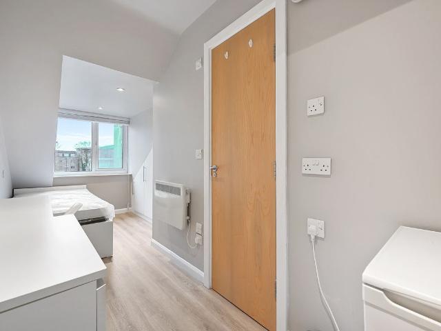 Room for rent in North Watford