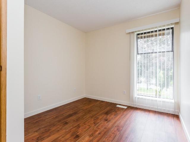 Apartment for rent in Newton, Surrey