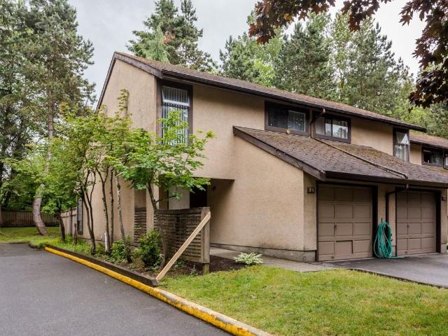 Apartment for rent in Surrey, British Columbia