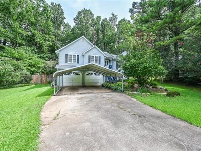 House for sale in Acworth, Georgia