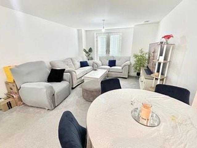 Apartment for rent in Westwood, Acol