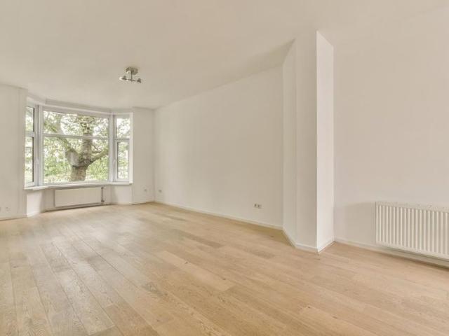 Appartement te huur in Oud-Zuid, Amsterdam