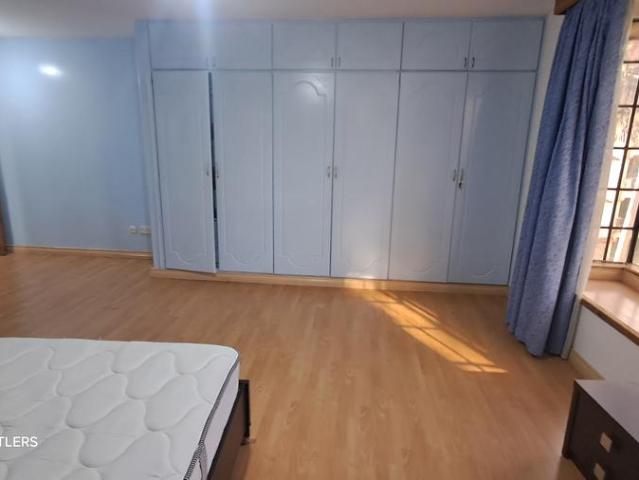 Apartment for rent in Brookside