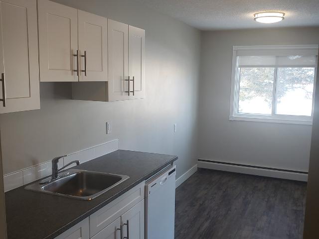 Apartment for rent in Glenwood, Edmonton
