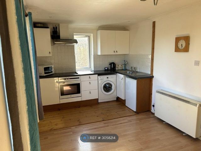 Apartment for rent in Mannington, Swindon