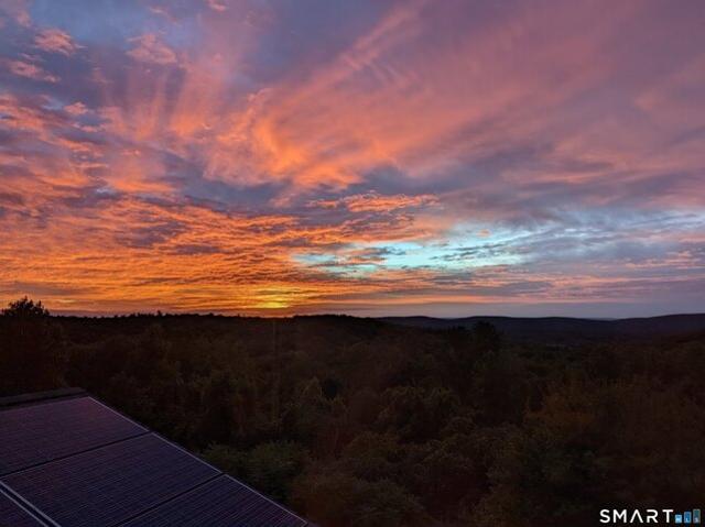 House for sale in Simsbury, Connecticut