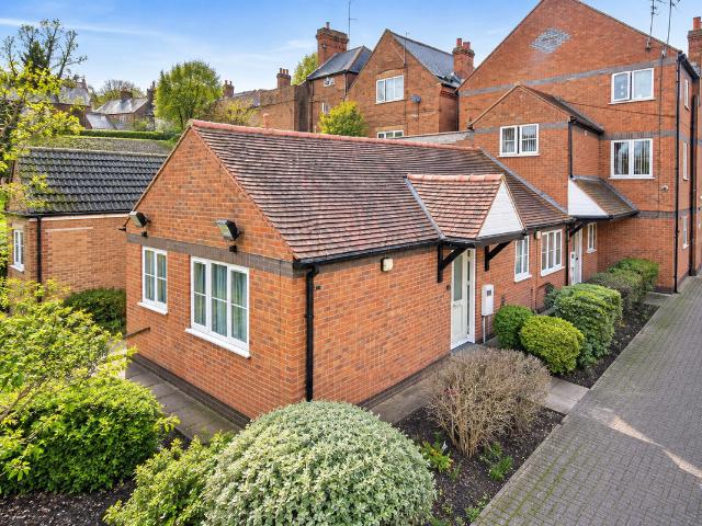House for rent in Westcotes, Leicester