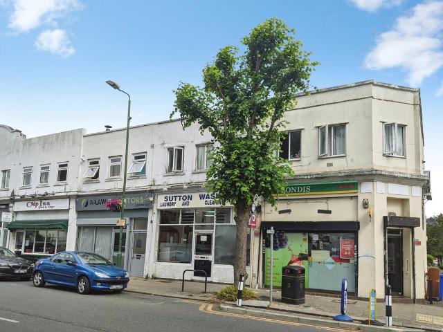 Apartment for rent in The Wrythe, Greater London