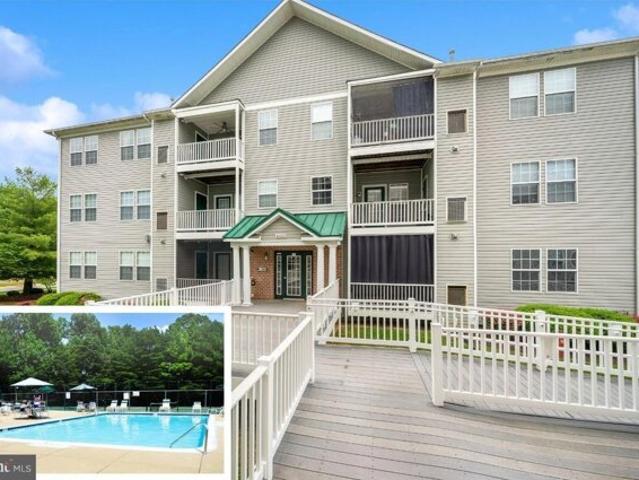 Condo for sale in California, Maryland