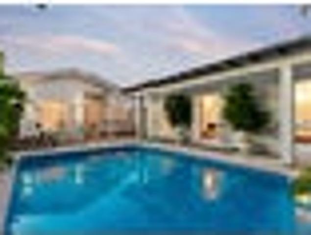 House for sale in Westmere