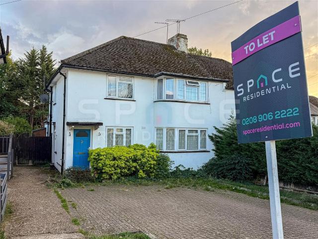 House for rent in London Borough of Barnet, Greater London