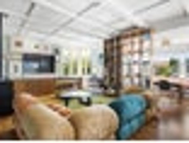 House for sale in Westmere