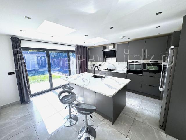 House for rent in London Borough of Barking and Dagenham, Greater London