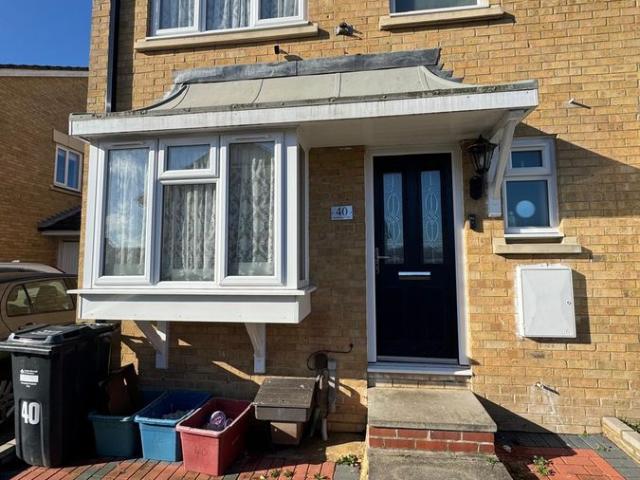 House for rent in London Borough of Hounslow, Feltham