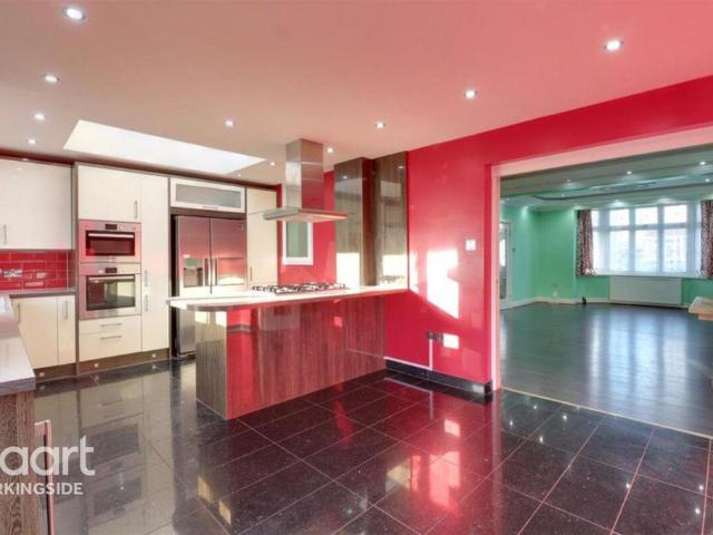 House for rent in London Borough of Redbridge, Greater London