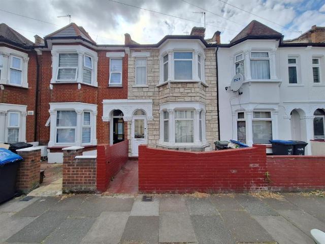 House for rent in Lower Edmonton, Greater London