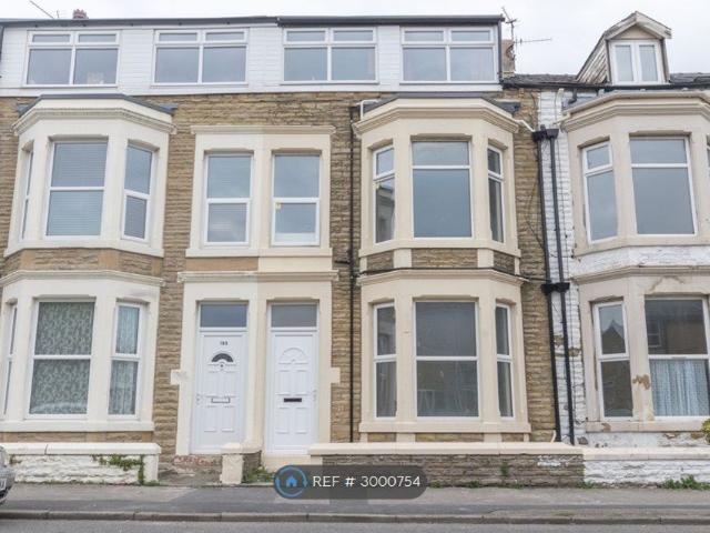 Apartment for rent in West End, Bare