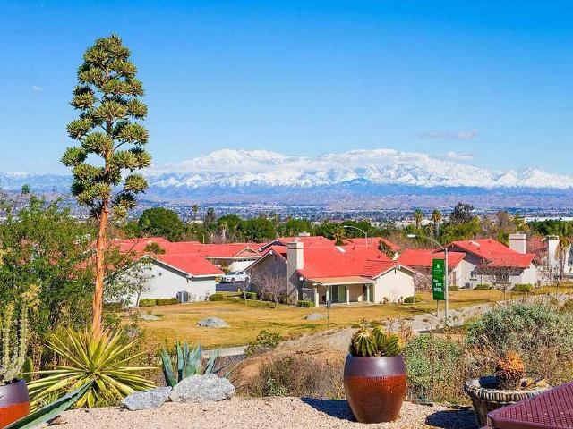 House for rent in Riverside