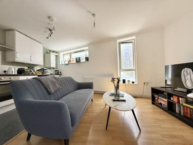 Apartment for rent in Walworth, Greater London