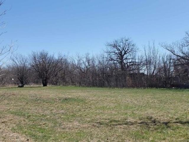 Land for sale in Taylor, Texas