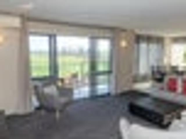 House for rent in Chaslands, Canterbury