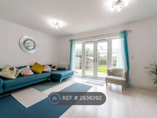 House for rent in Worcester Park, Greater London