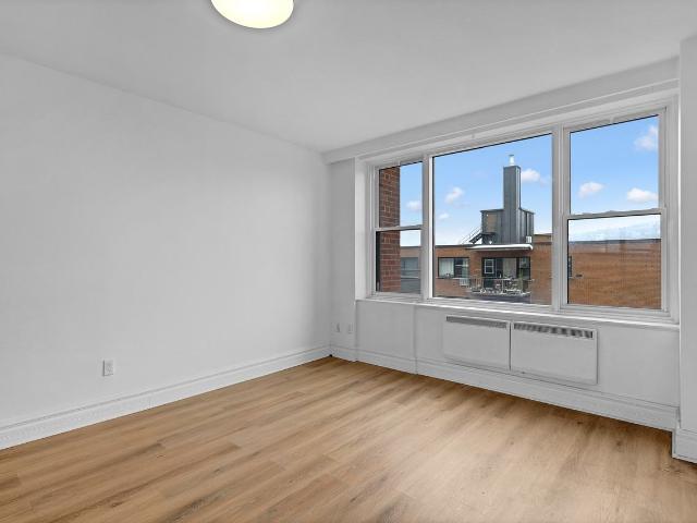 Apartment for rent in Westmount, Quebec