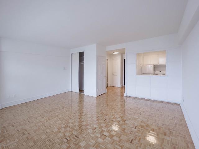 Apartment for rent in Westmount, Quebec