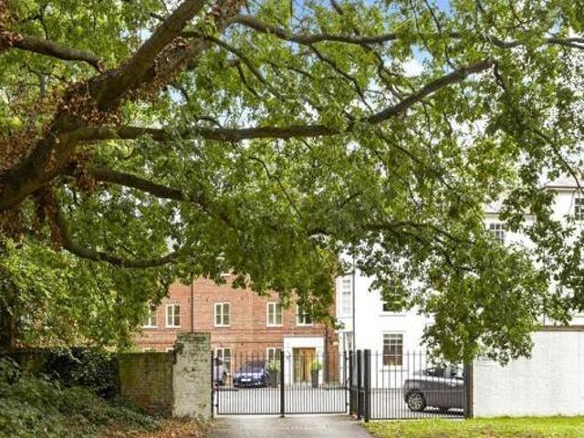House for sale in Blackhills, Surrey