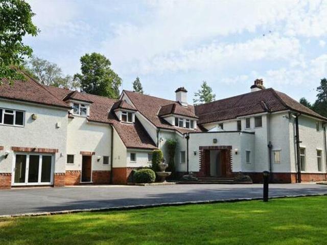 House for sale in Wilmslow