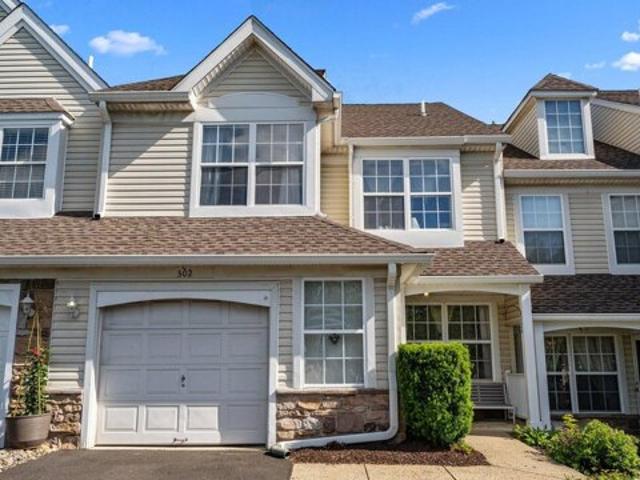 Condo for sale in New Hope