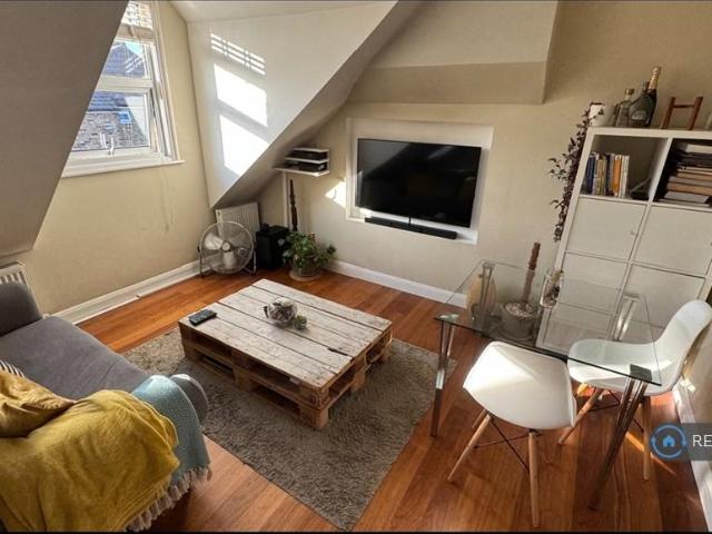 Apartment for rent in Crouch End, Greater London