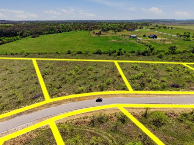 Property for sale in Covington, Texas