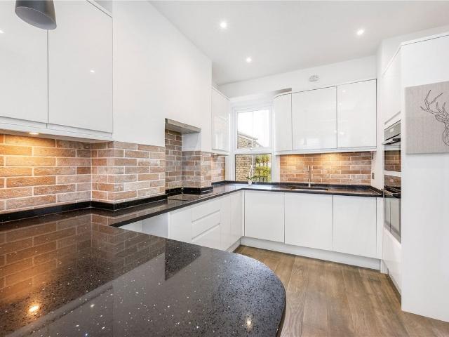 Apartment for rent in London Borough of Ealing, Greater London
