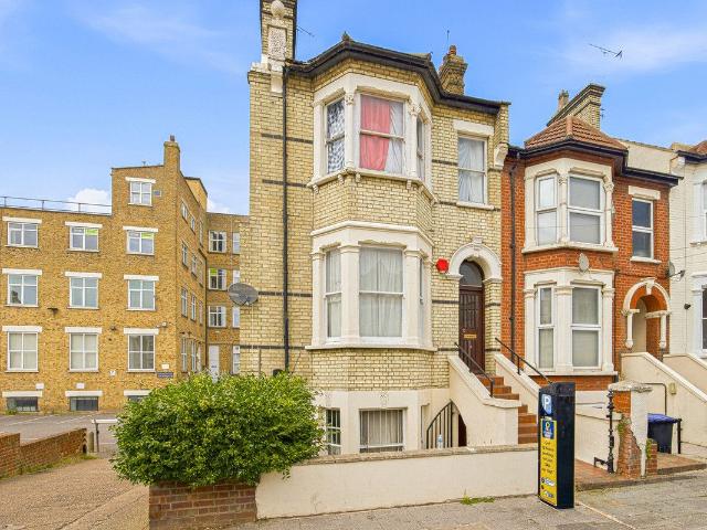 Room for rent in Alton Barnes, Essex