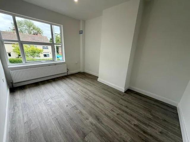 Apartment for rent in Beaconside, Baswich
